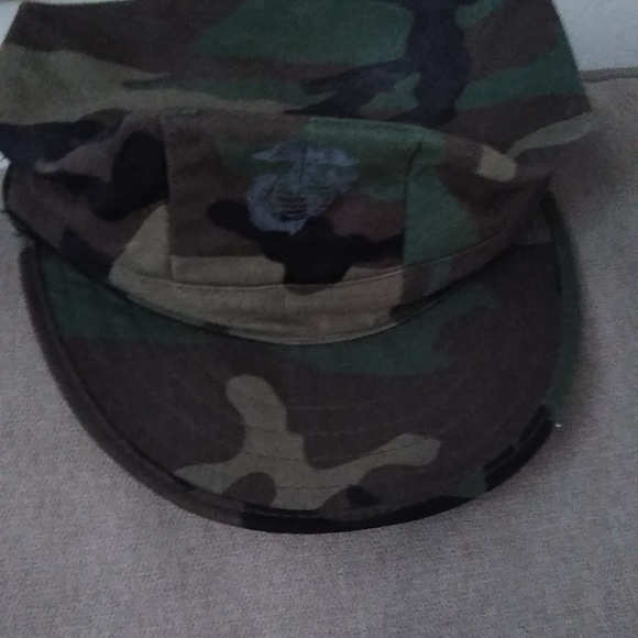 EGA cover (hat) - Picture 1 of 5